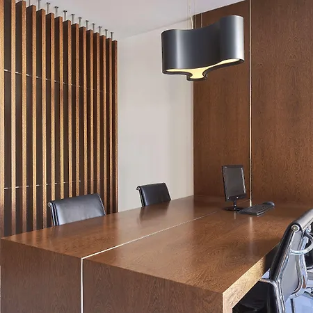 Nh Dona Ines מלון