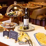 Hotell Nh Dona Ines