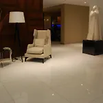 Hotell Nh Dona Ines