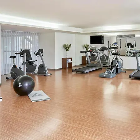 Nh Dona Ines Hotel 4*