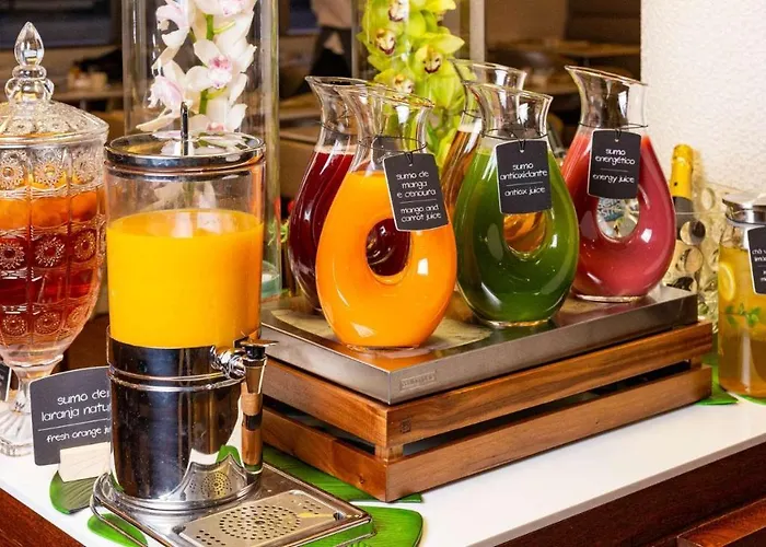 Nh Dona Ines ホテル 4*