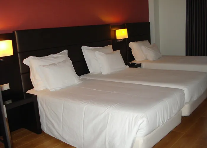 Nh Dona Ines Hotel 4*
