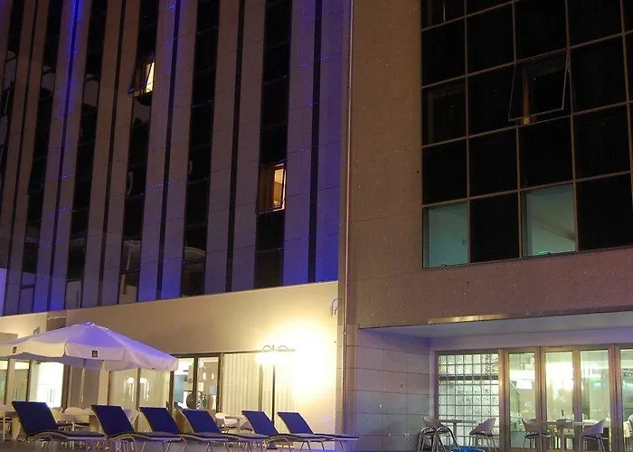 Nh Dona Ines ホテル